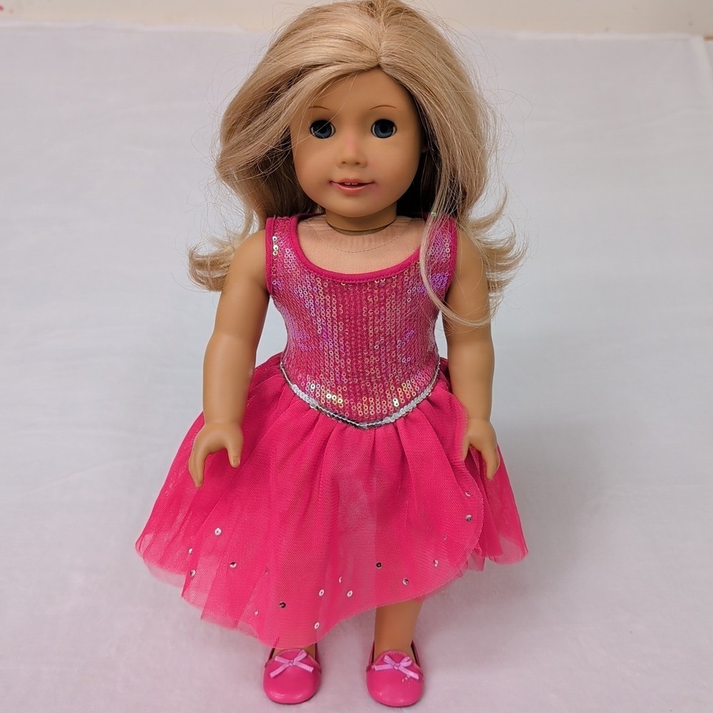 American Girl Truly Me 2014 Doll Blonde Blue Eyes, Outfit, Shoes And Carrier